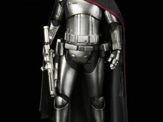 Préco - Star Wars Episode VII ARTFX+ 1/10 Captain Phasma